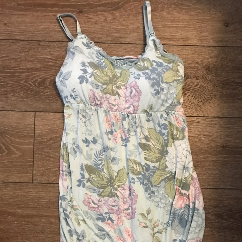 Motherhood maternity nursing gown